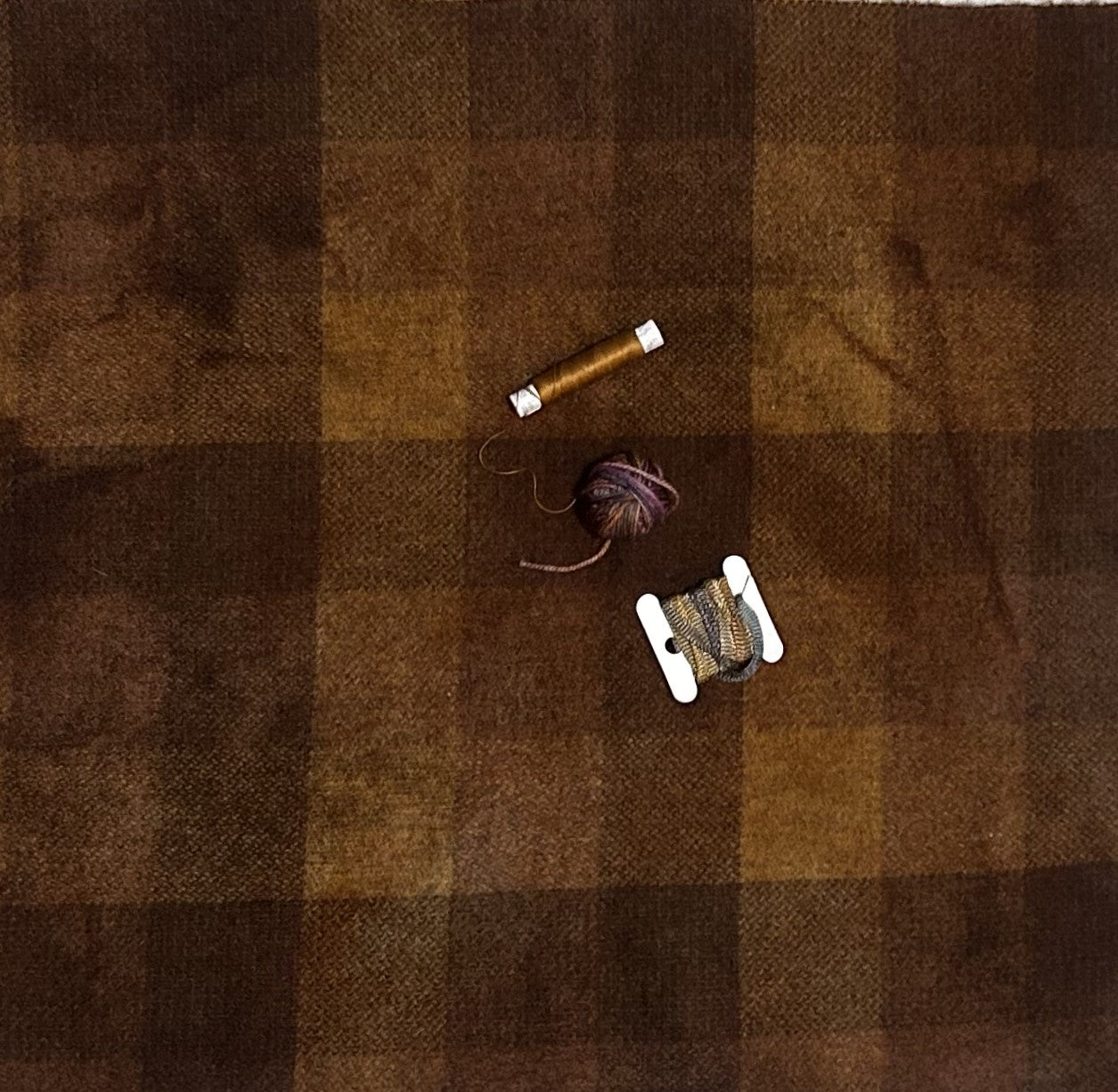 SQUIRRELS and NUTS Hand Dyed Fat Eighth Wool Fabric and Coordinating Threads