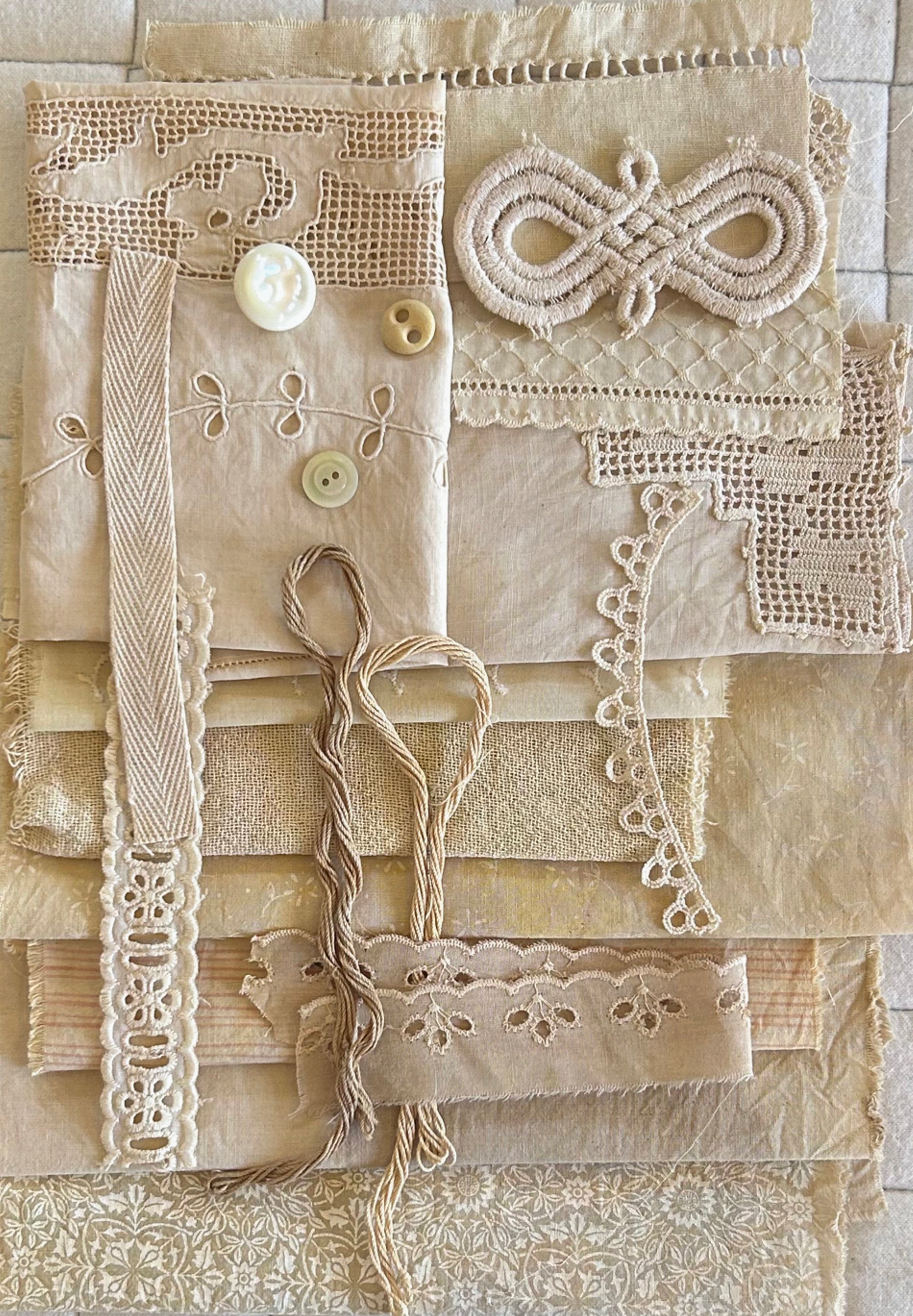 Plant Dyed Fabric Bundles – Olympic Wool Works