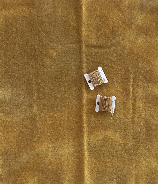 GOLDEN HONEY Hand Dyed Fat Eighth and Coordinating Threads