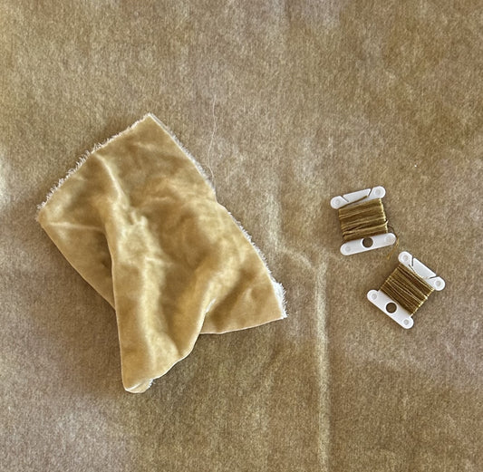 Light Walnut Hand Dyed Fat Eighth and Coordinating Threads