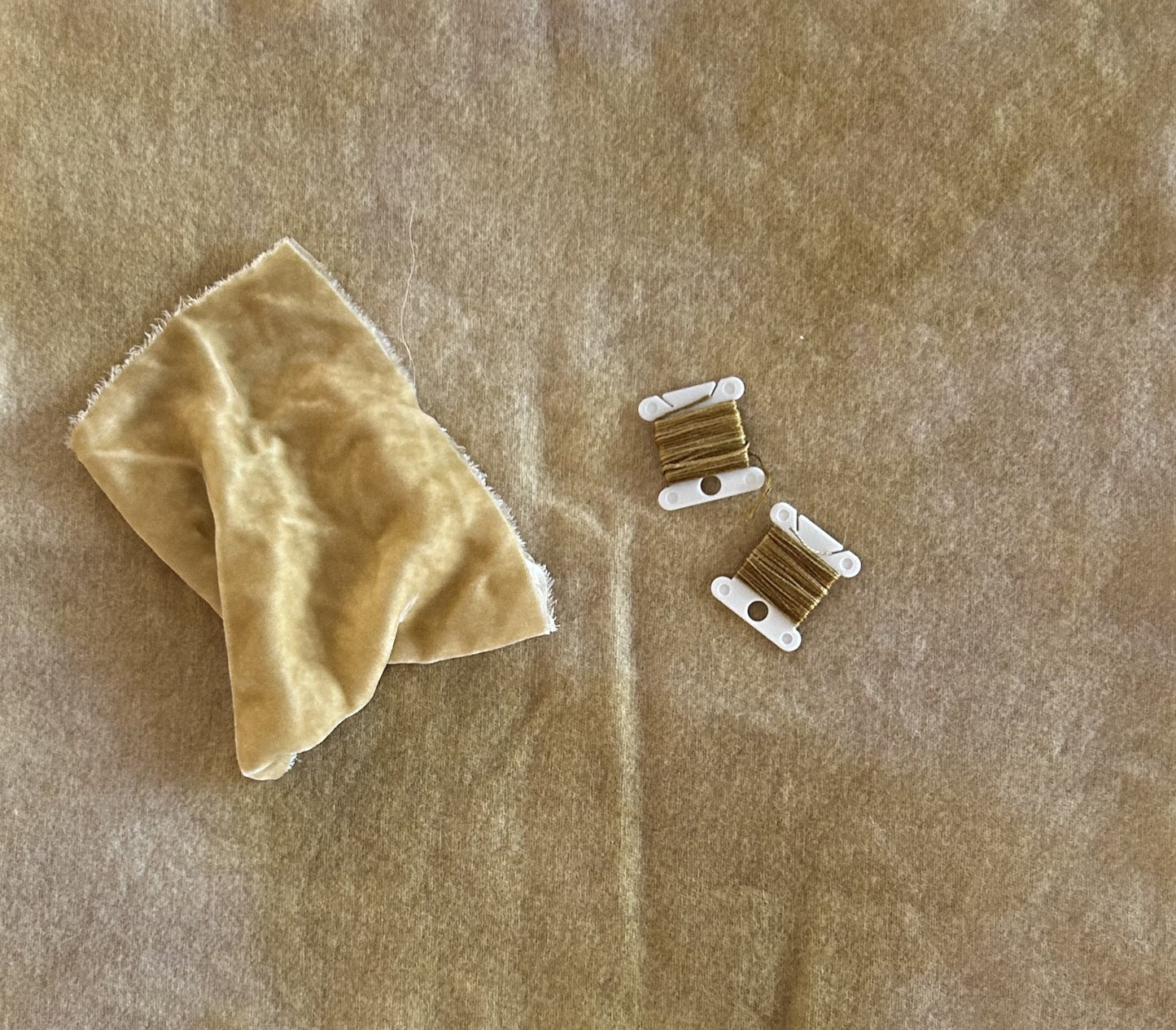 Light Walnut Hand Dyed Fat Eighth and Coordinating Threads